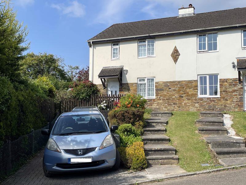 3 bedroom semidetached house for sale in Collon Field, Lerryn