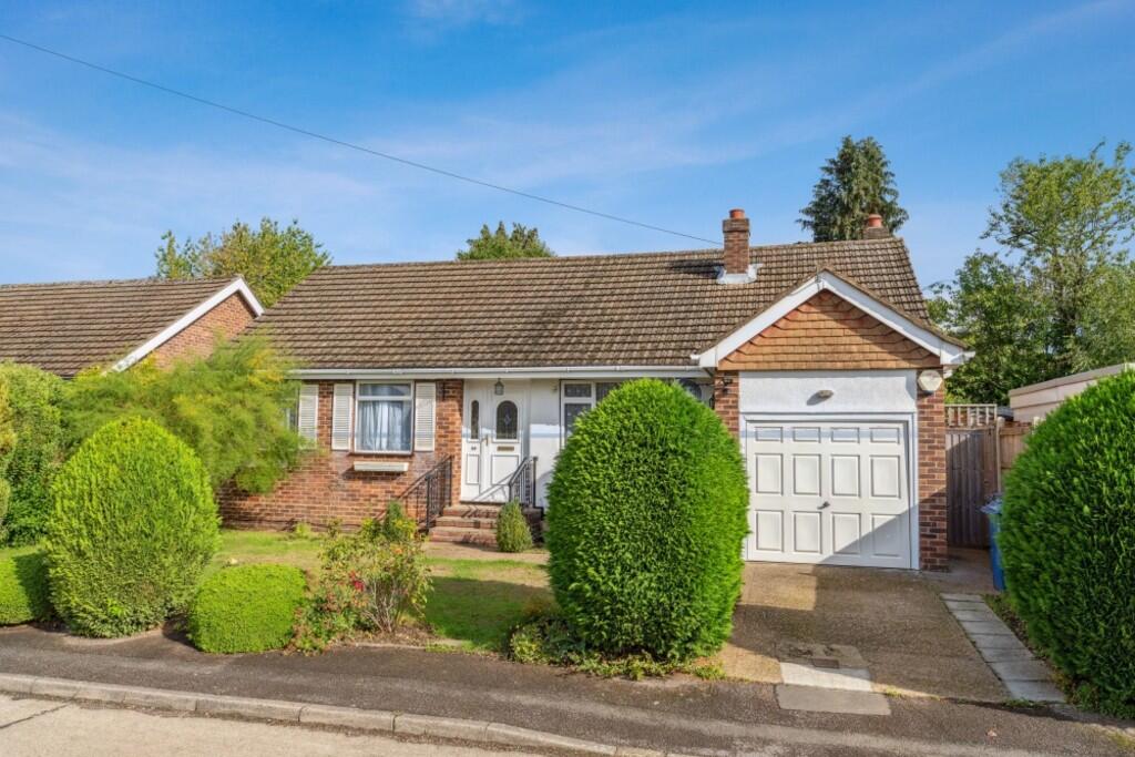 Main image of property: Russell Close, Little Chalfont