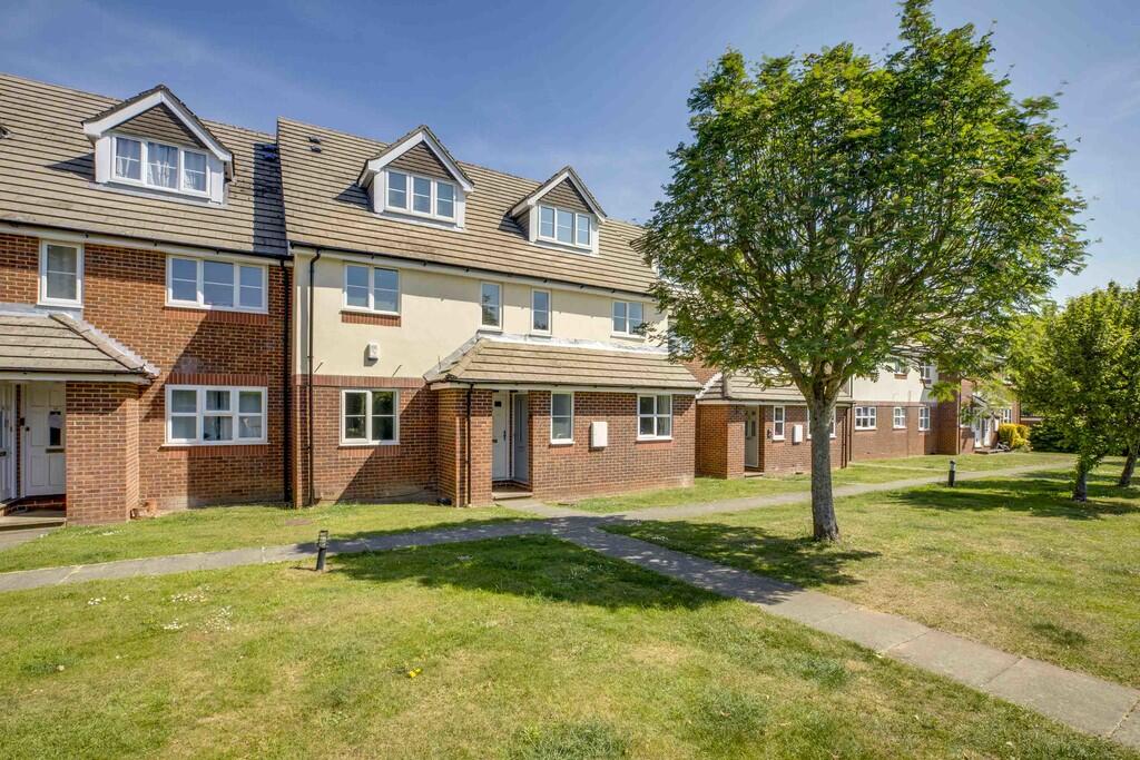 Main image of property: Derwent Close, Amersham