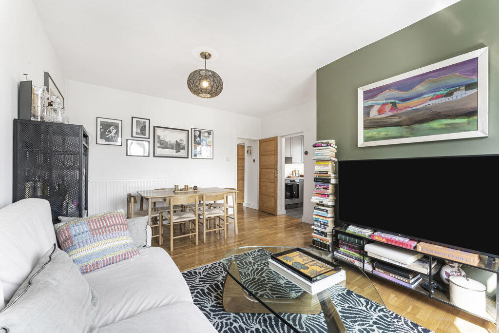 Main image of property: Victoria Park Square, London, E2