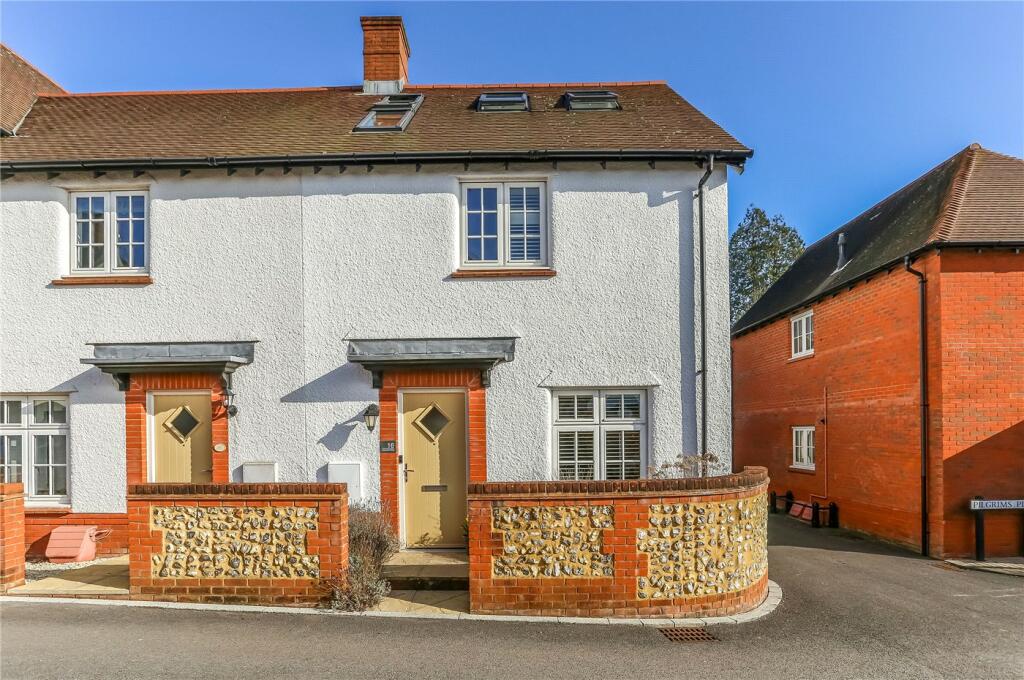 3 bedroom semi-detached house for sale in Cassandra Road, Winchester, Hampshire, SO23