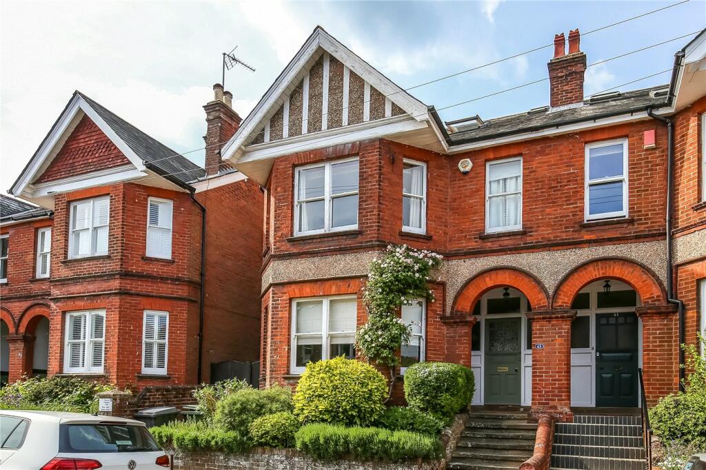 6 bedroom semidetached house for sale in Hatherley Road, Winchester