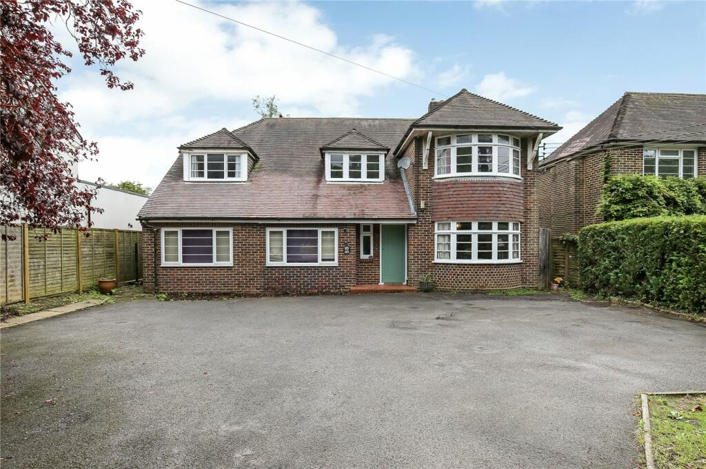 Main image of property: Olivers Battery Road South, Winchester, Hampshire, SO22