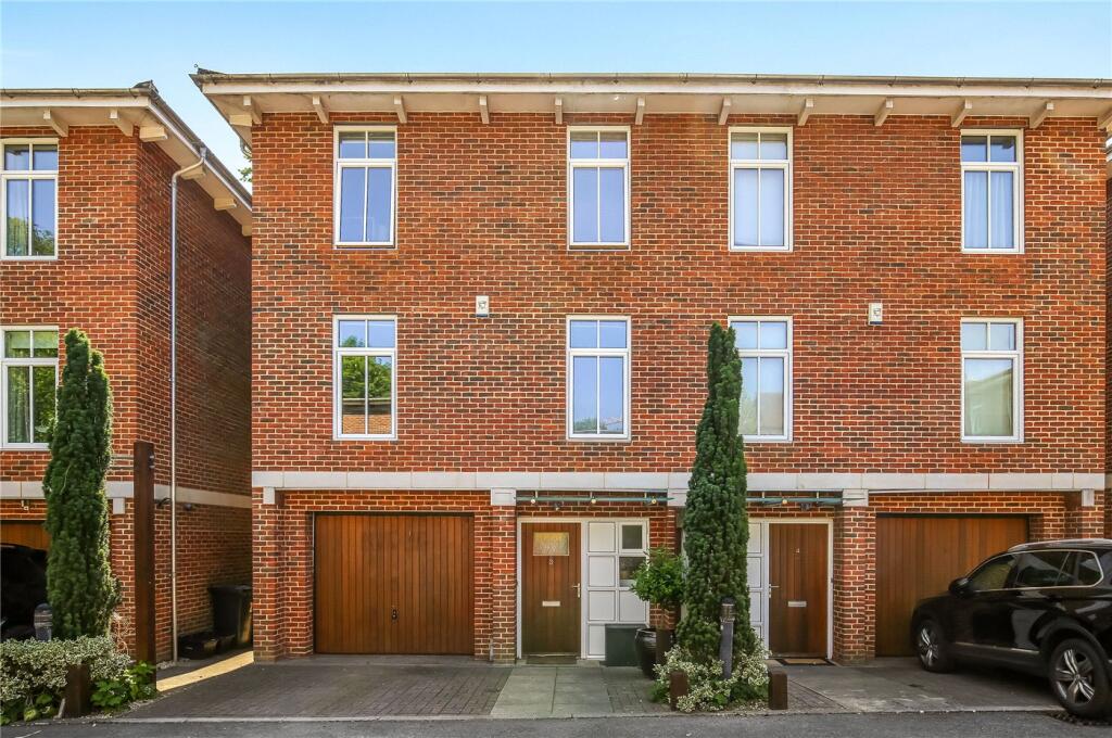 Main image of property: Thistledown Close, Winchester, Hampshire, SO22
