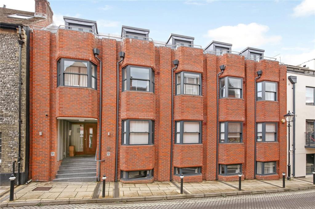 2 bedroom apartment for rent in St. Clement Street, Winchester, Hampshire, SO23