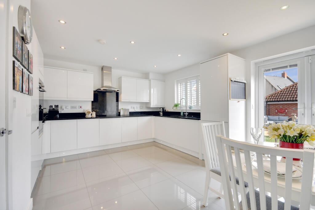 4 bedroom detached house for sale in School Avenue, Laindon, SS15