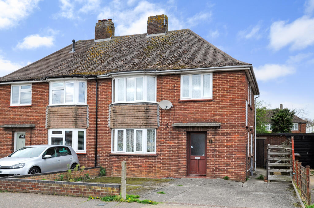 3 bedroom semi-detached house for sale in Melbourne Avenue, Chelmsford, CM1