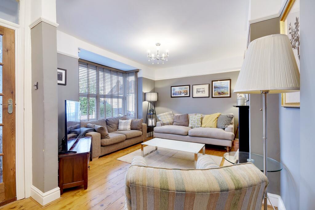 Additional property image - Beehive Lane, Chelmsford