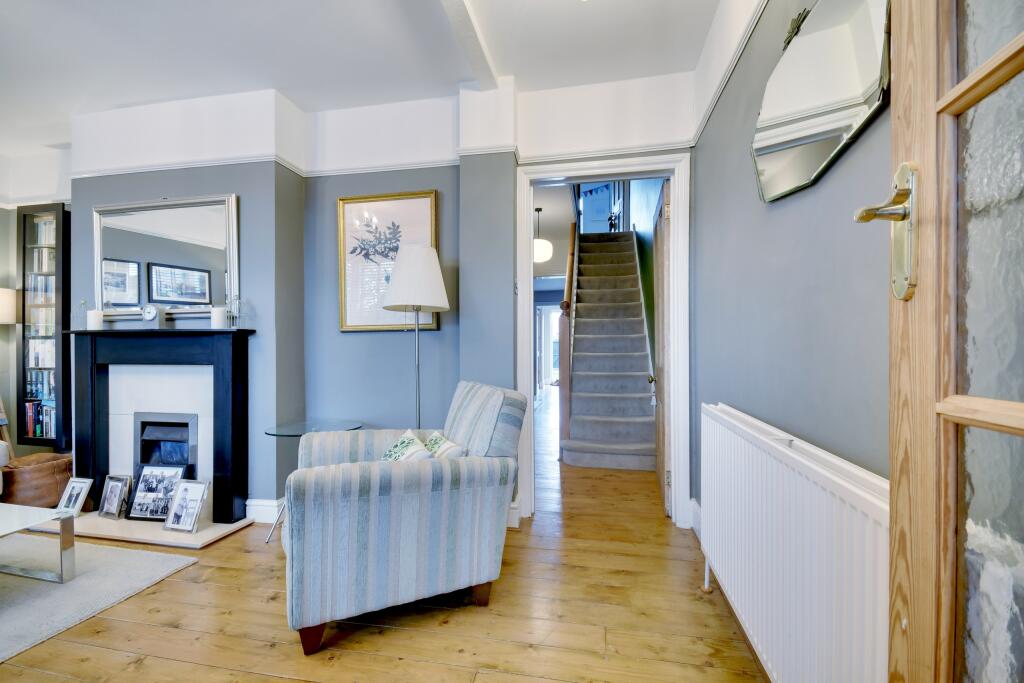 Additional property image - Beehive Lane, Chelmsford