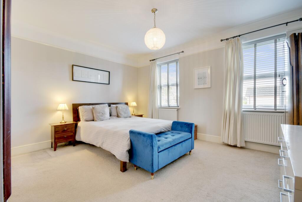 Additional property image - Beehive Lane, Chelmsford