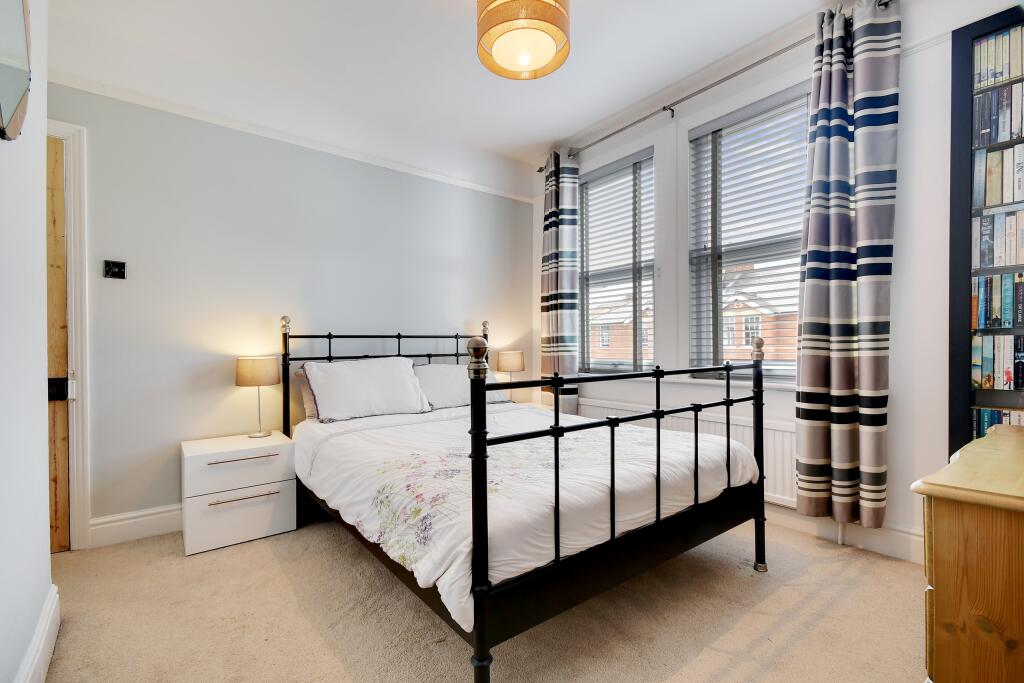 Additional property image - Beehive Lane, Chelmsford