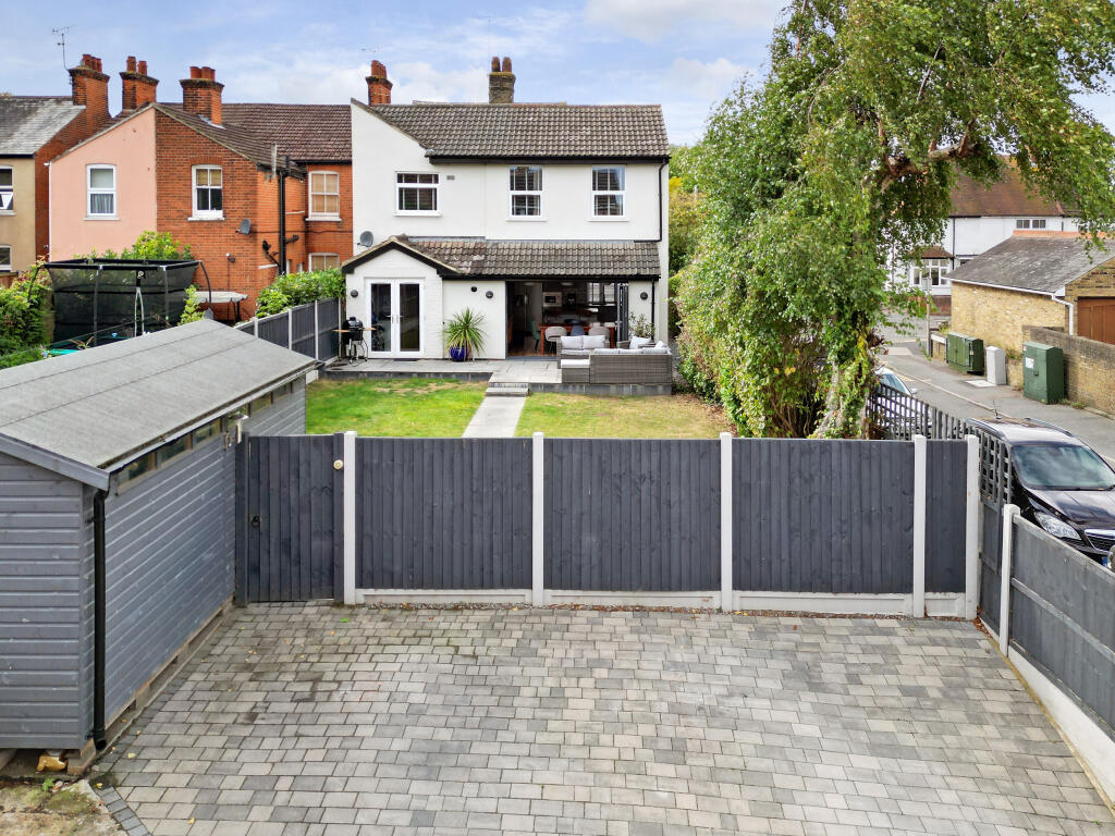 Additional property image - Beehive Lane, Chelmsford