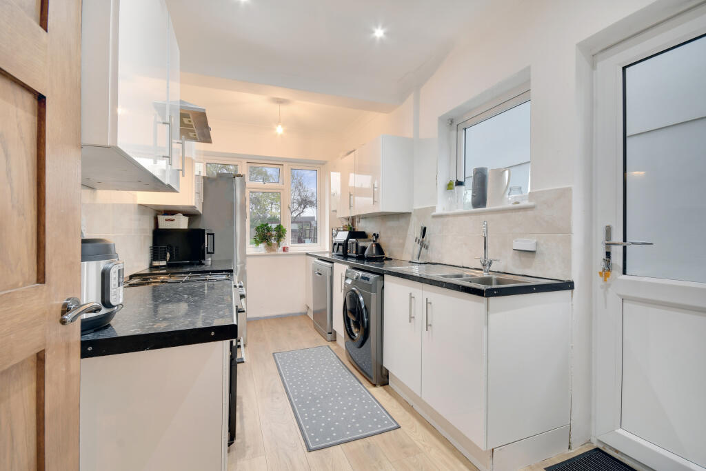 Additional property image - Galleywood Road, Chelmsford