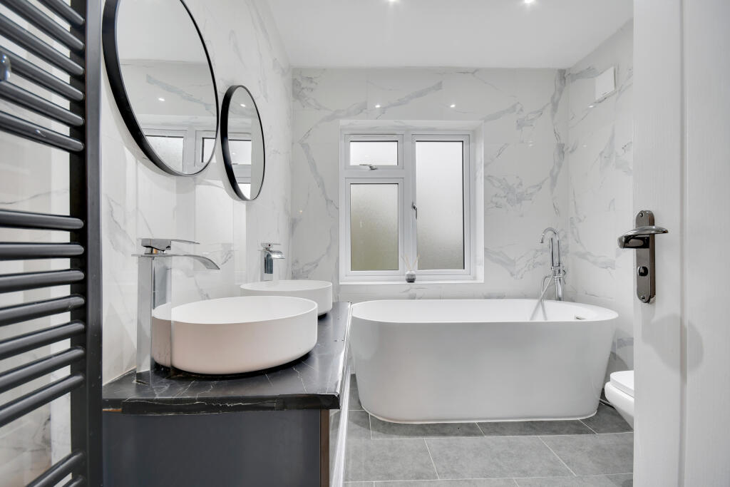 Additional property image - Galleywood Road, Chelmsford