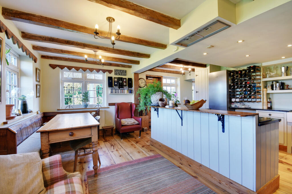Additional property image - Coxtie Green Road, Pilgrims Hatch, Brentwood