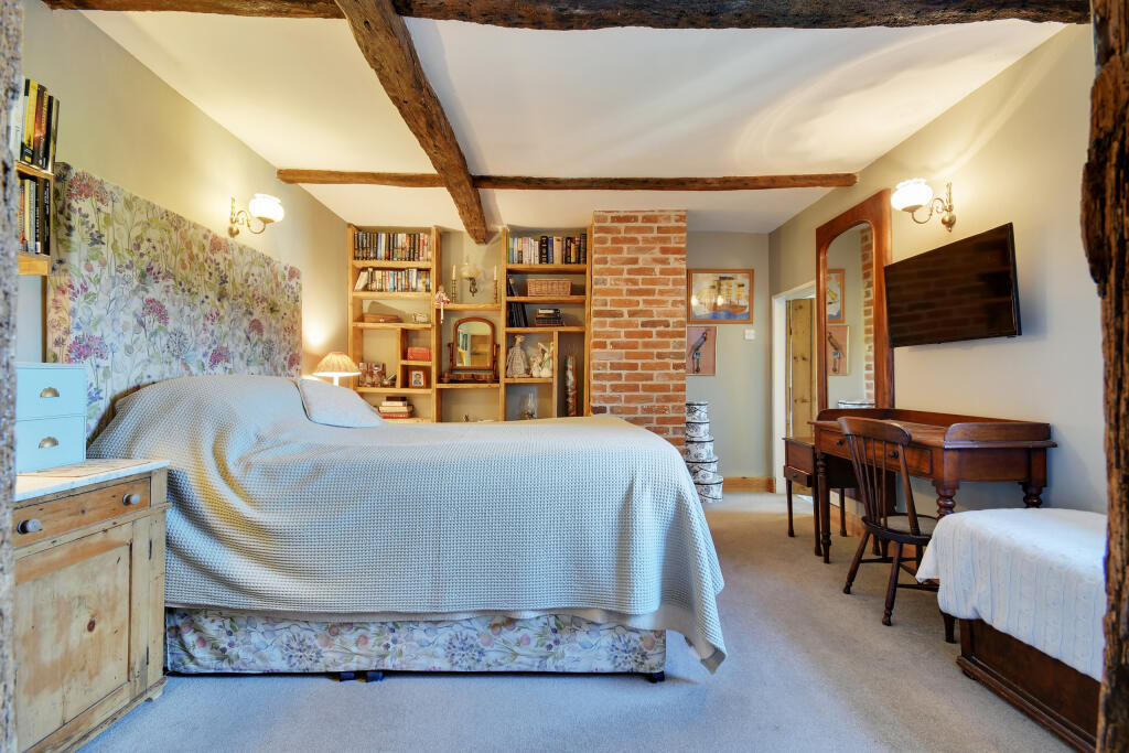 Additional property image - Coxtie Green Road, Pilgrims Hatch, Brentwood