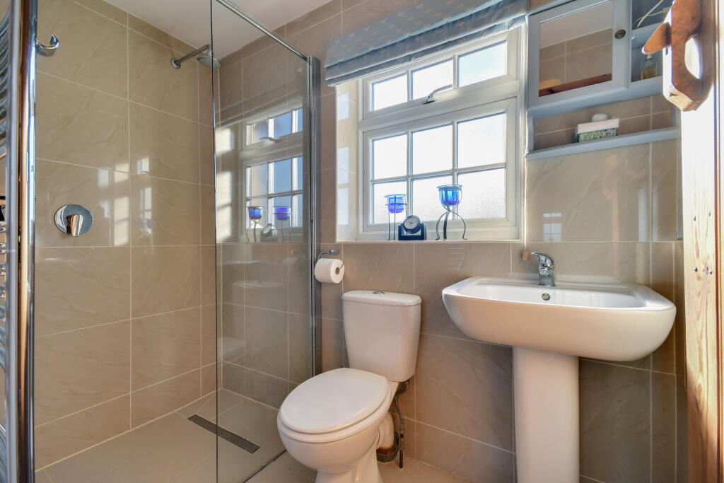 Additional property image - Coxtie Green Road, Pilgrims Hatch, Brentwood