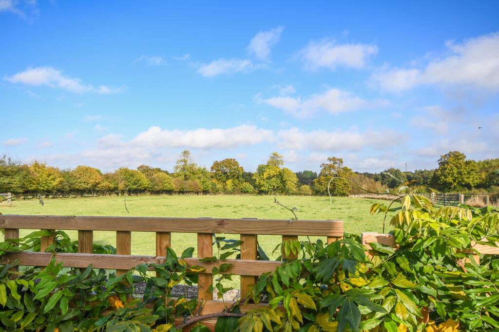Additional property image - Coxtie Green Road, Pilgrims Hatch, Brentwood