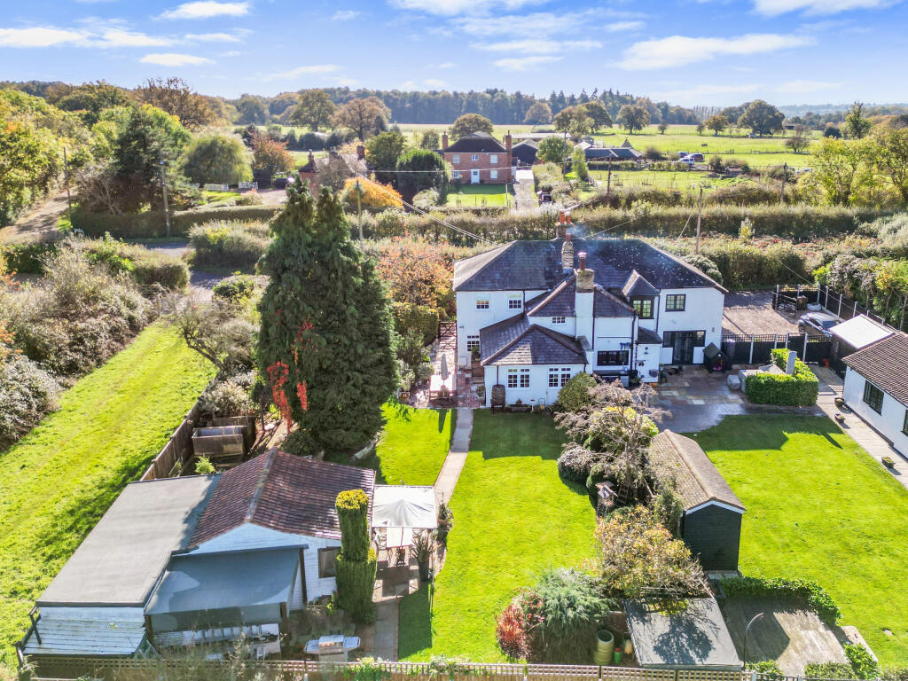 Additional property image - Coxtie Green Road, Pilgrims Hatch, Brentwood