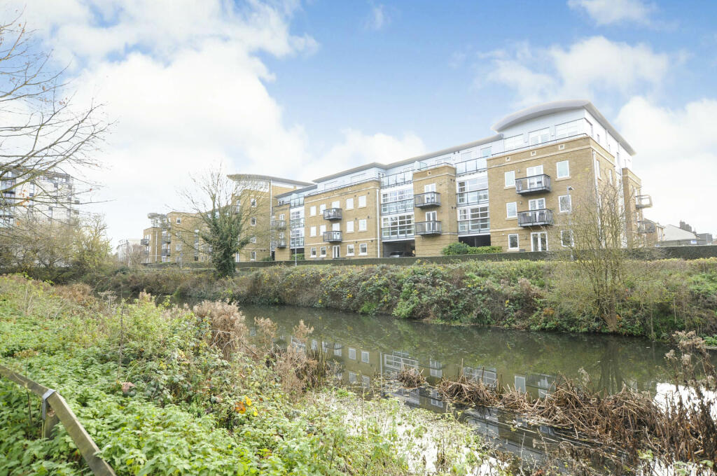 Main image of property: Seymour Street, Chelmsford, Essex