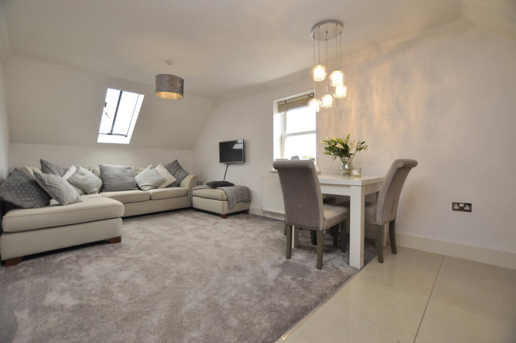 Main image of property: Baddow Road, Chelmsford