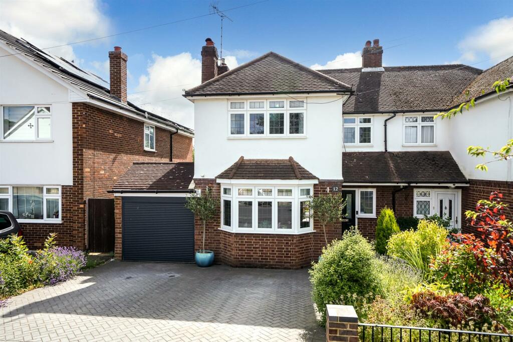 3 bedroom semidetached house for sale in Rochester Way, Croxley Green, WD3