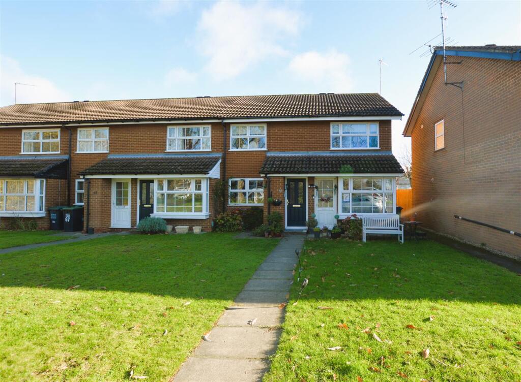 Main image of property: Windmill Drive, Croxley Green