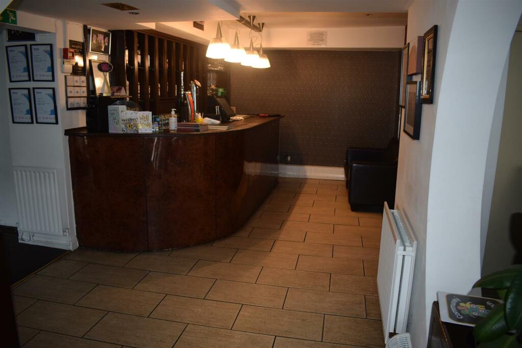 Additional property image - High Street, Henley-In-Arden