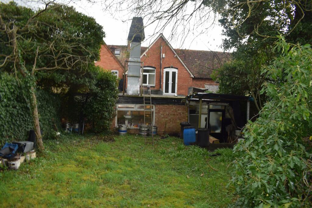 Additional property image - High Street, Henley-In-Arden