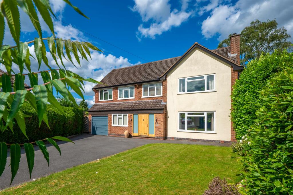 Additional property image - Trevelyan Close, Claverdon, Warwickshire