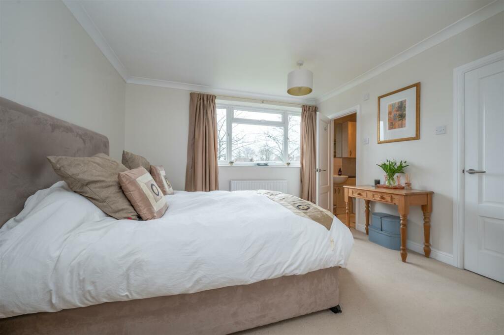 Additional property image - Trevelyan Close, Claverdon, Warwickshire