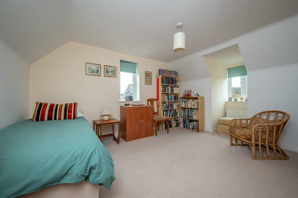 Additional property image - Market Close, Henley-In-Arden