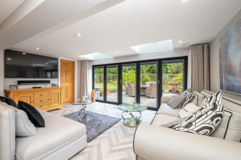 Additional property image - Watery Lane, Ullenhall