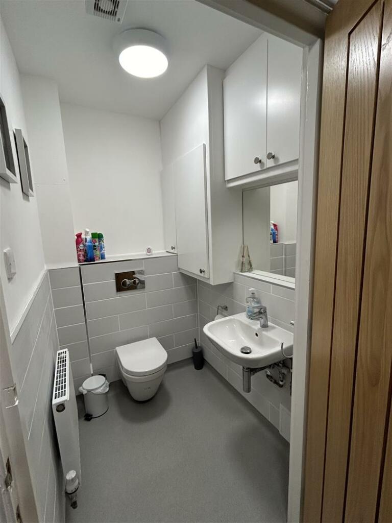 Additional property image - Unit 2 at Henley Court Off High Street, Henley-In-Arden