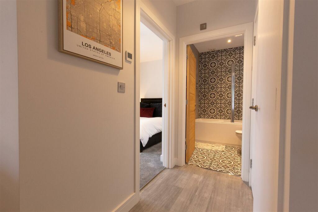 Additional property image - Apt. 1 The Elms, 14 High Street, Henley-In-Arden