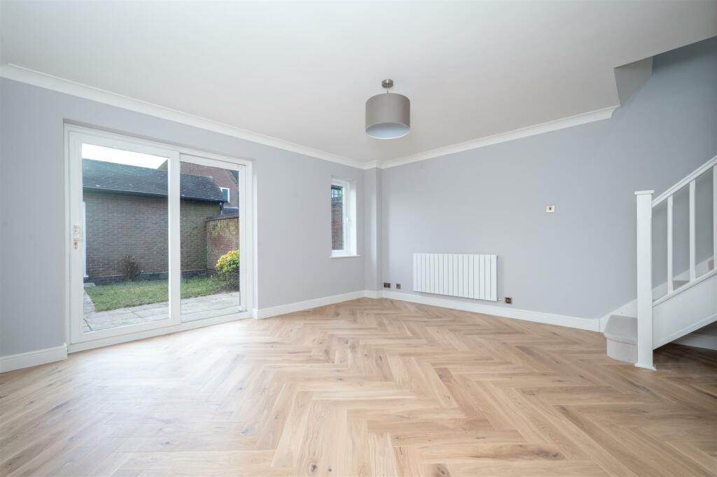 Additional property image - Old Warwick Road