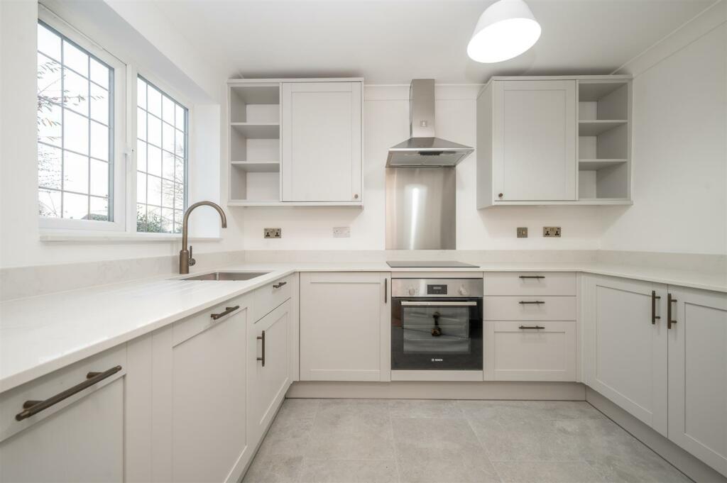 Additional property image - Old Warwick Road
