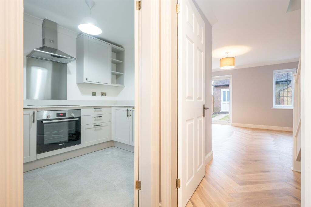 Additional property image - Old Warwick Road
