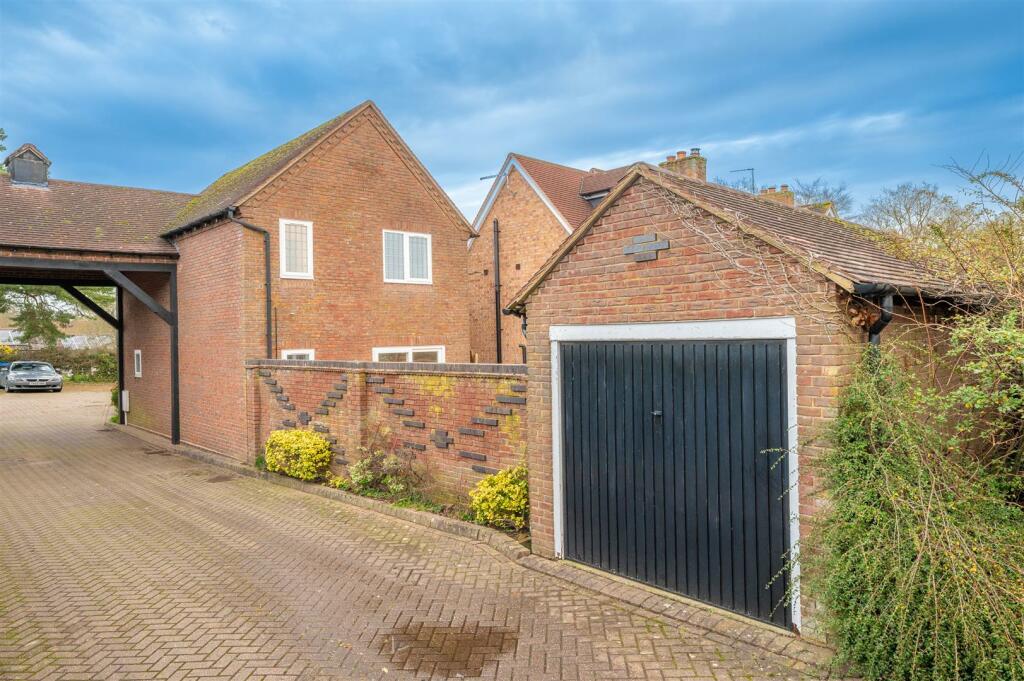 Additional property image - Old Warwick Road