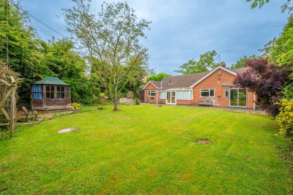 Additional property image - Tanworth Lane, Henley-In-Arden