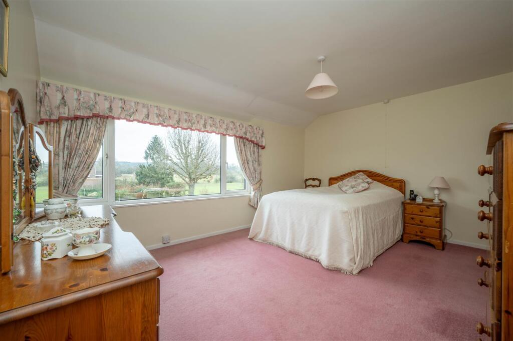 Additional property image - The Dale, Wootton Wawen