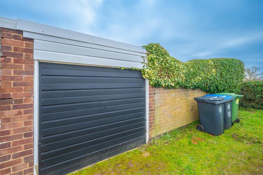 Additional property image - The Dale, Wootton Wawen