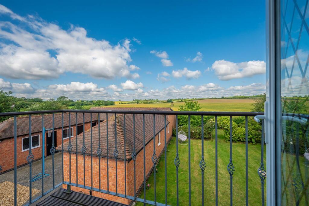 Additional property image - Stratford Road, Cranhill