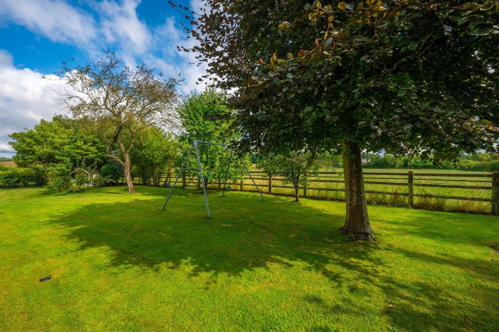 Additional property image - Stratford Road, Cranhill