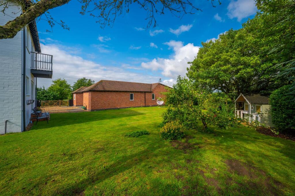 Additional property image - Stratford Road, Cranhill