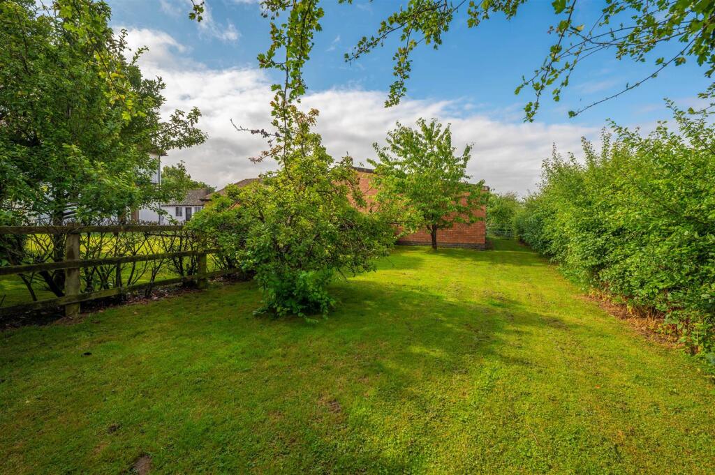Additional property image - Stratford Road, Cranhill