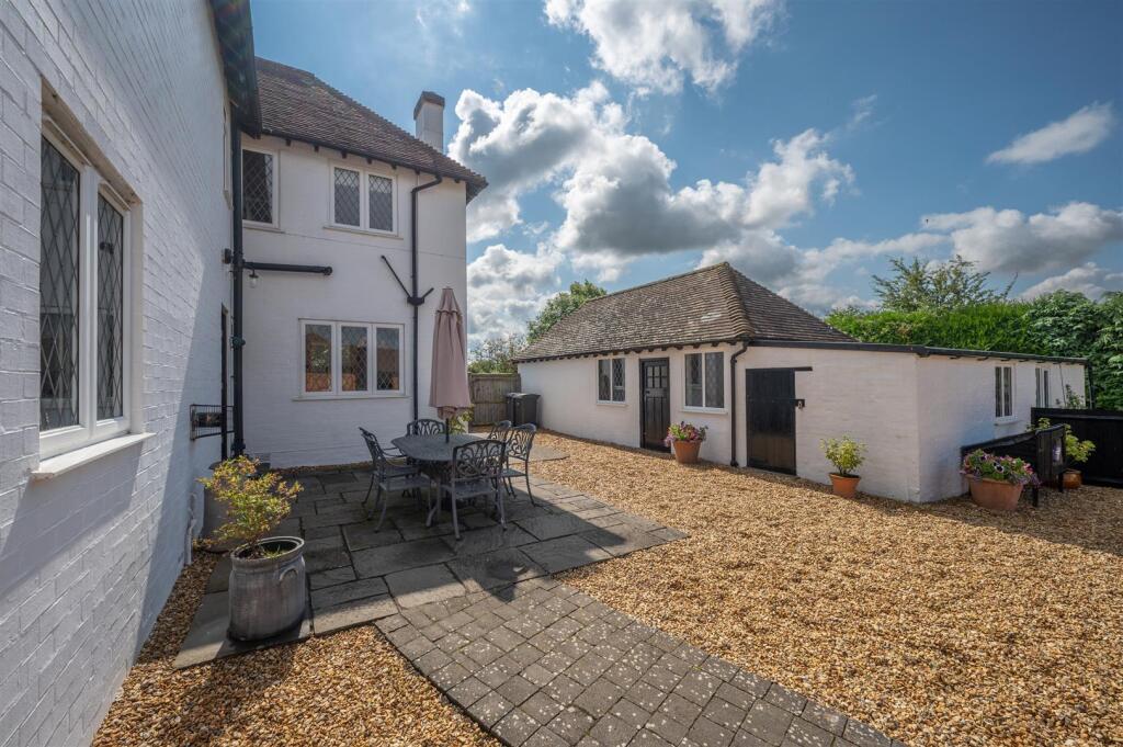 Additional property image - Stratford Road, Cranhill