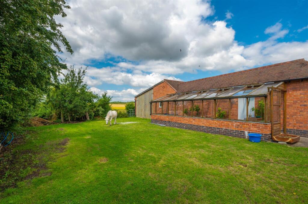 Additional property image - Stratford Road, Cranhill