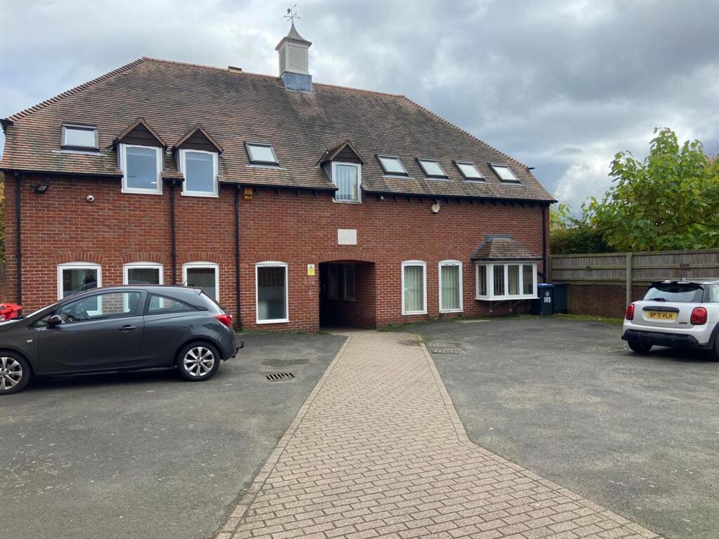 Property image for Unit 2 at Henley Court Off High Street, Henley-In-Arden