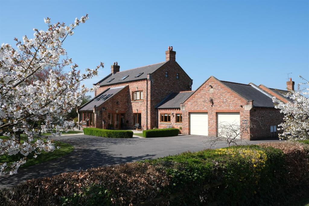 Main image of property: Roxby House, Church Fenton